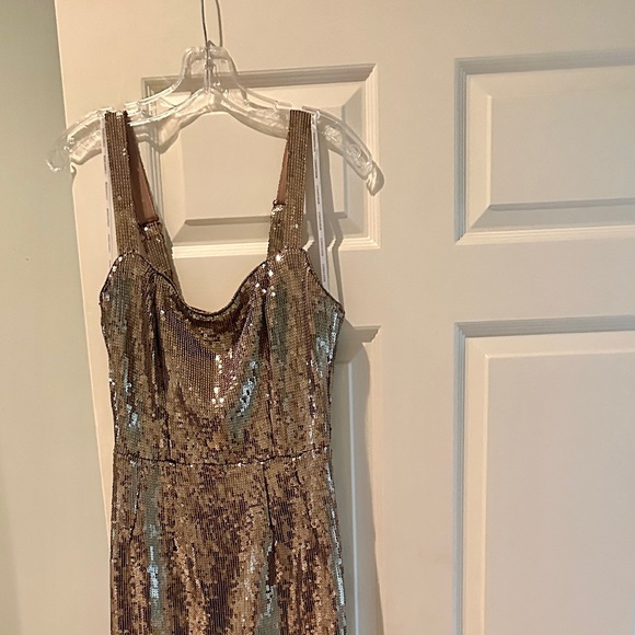 Bronx & Banco Gold Sequin Long Curtain Gown - Picture 5 of 7